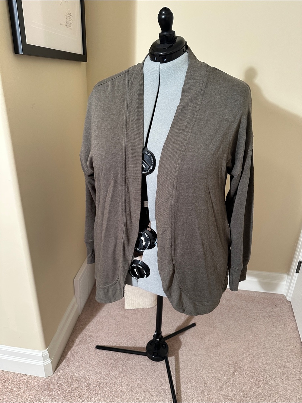 Women's Open-Front Long Sleeve Cardigan Sweater - Greyish Olive